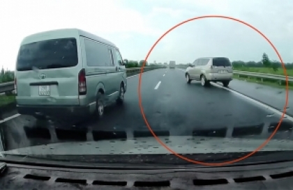 Nghị định 168 - Lỗi trừ 2 điểm GPLX ô tô: Liên quan trực tiếp đến tai nạn mà không dừng lại